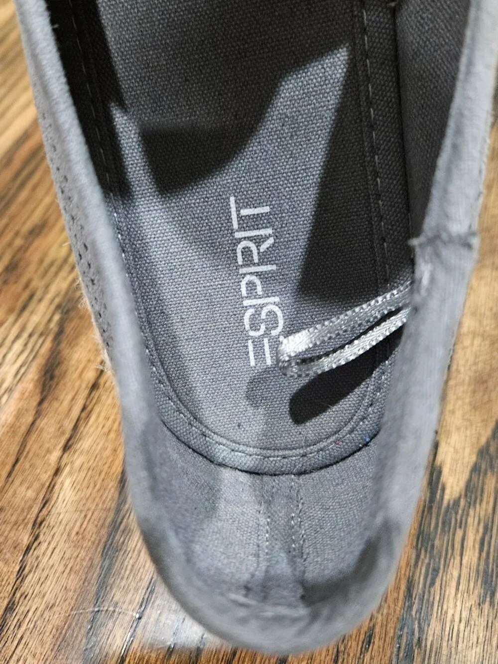 Esprit used like